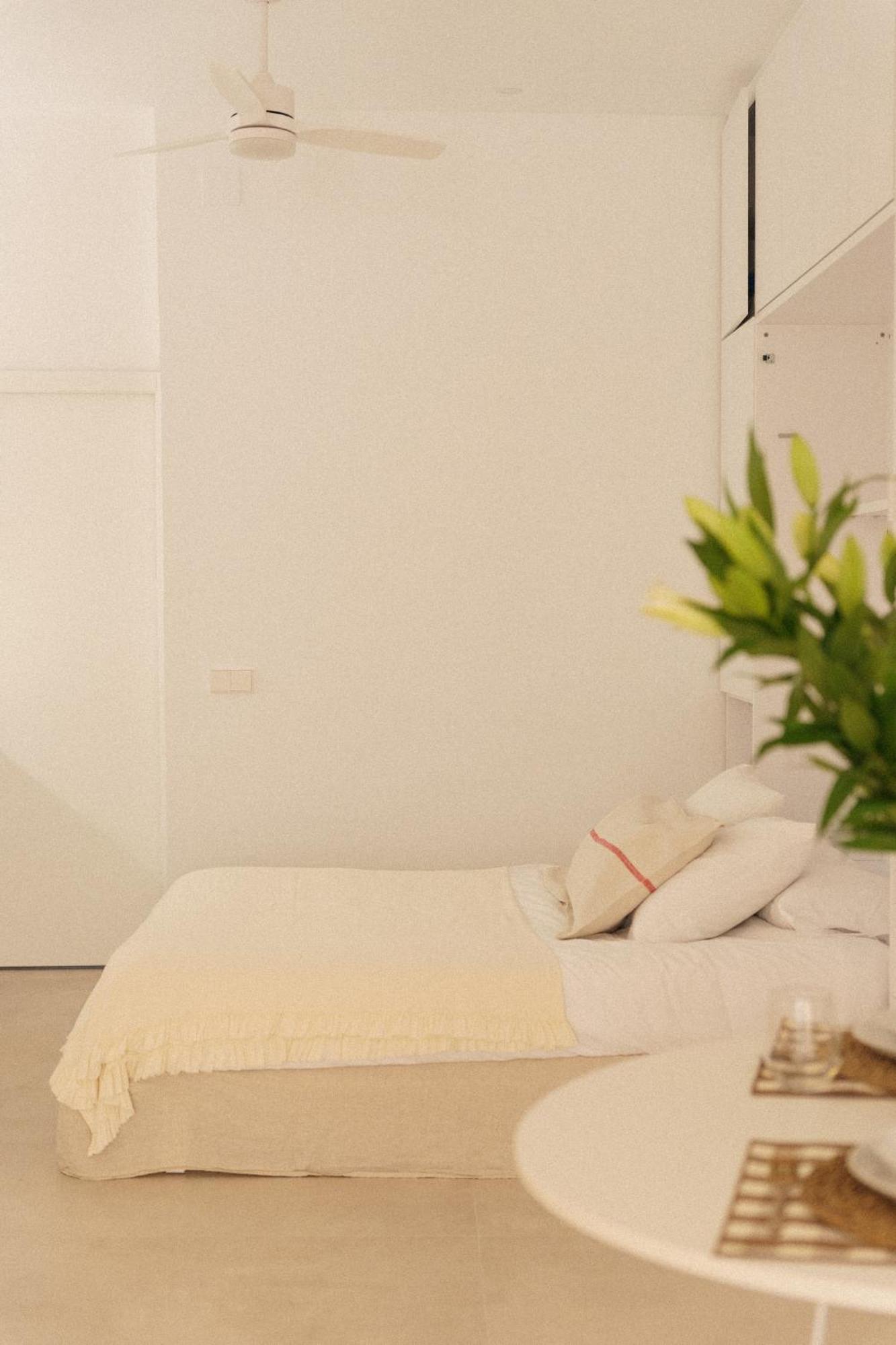Luca Oliva Homes Riverside Studio Sevilla Exterior foto